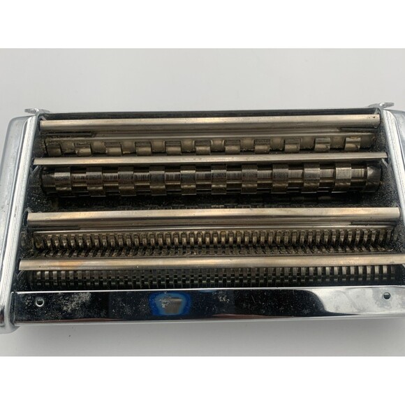 MARCATO Made in Italy Spaghetti 150 Attachment for Atlas 150 Pasta Machine - Picture 7 of 8